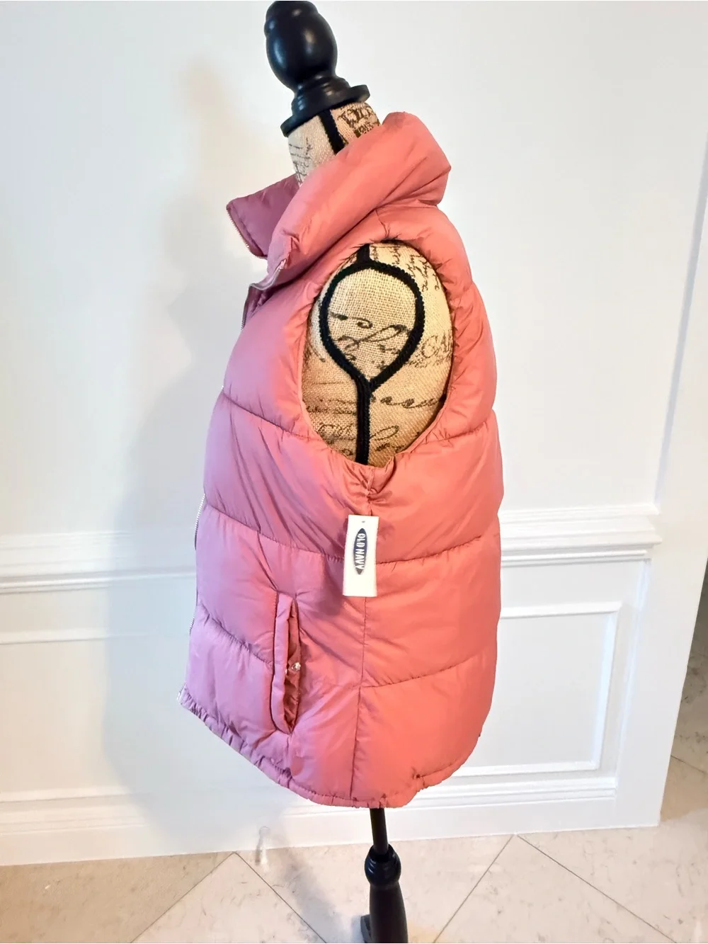 NWT Old Navy Girls Coral Puffer Vest - Quilted Sleeveless Jacket